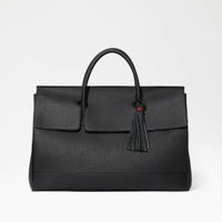 オストロ2 Mサイズの正面(ブラック)