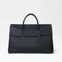 オストロ2 Mサイズの正面(ネイビー)