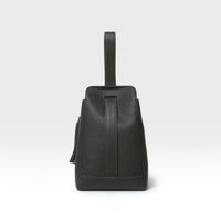 ミニバッグの正面（グレー×シルバー）